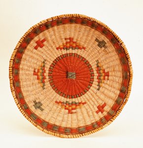 Eastern Woodlands serveringskurv (vevd fiber)